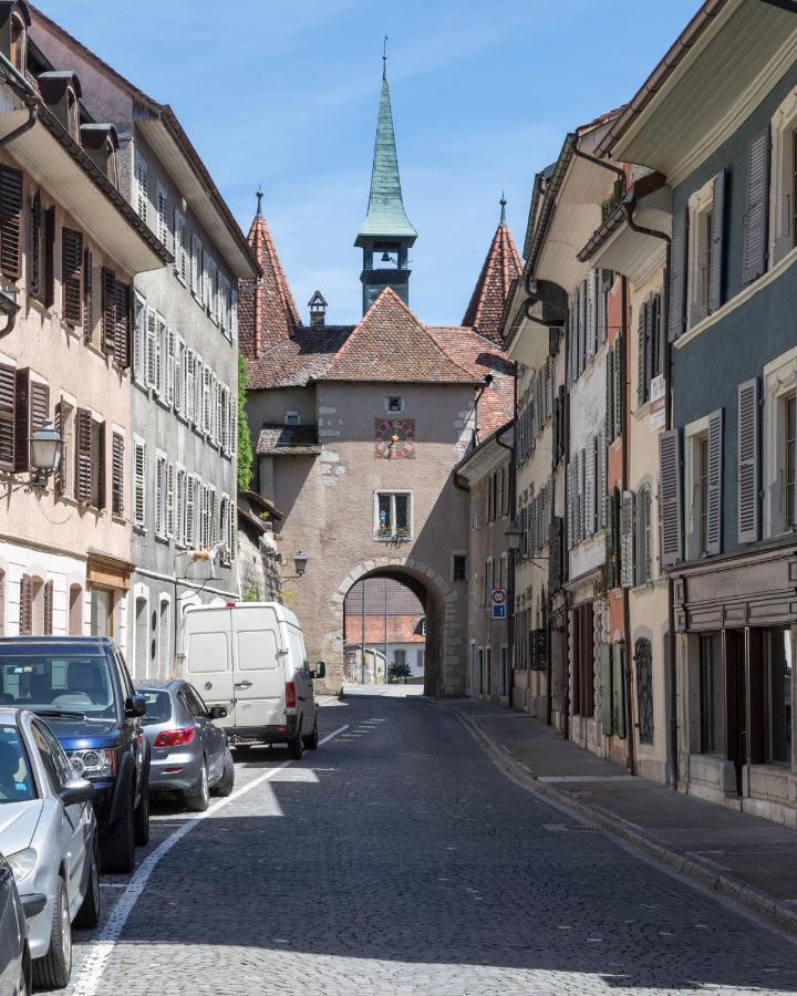 Vivez Un Conte De Fee Dans La Piece Ronde D'Une Tour Medievale 波朗特吕 外观 照片